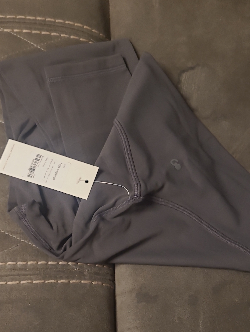 Women's High-Rise Performance Leggings in Charcoal Gray